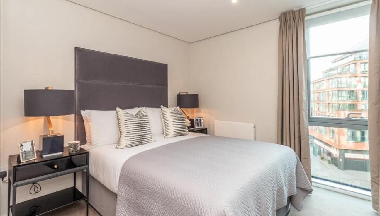Merchant Square East, Paddington W2