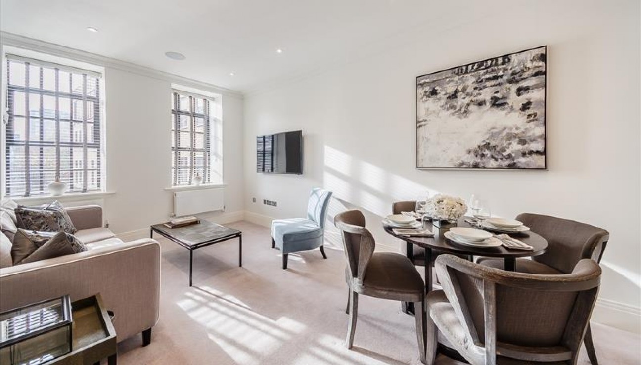 Rainville Road, Hammersmith, W6