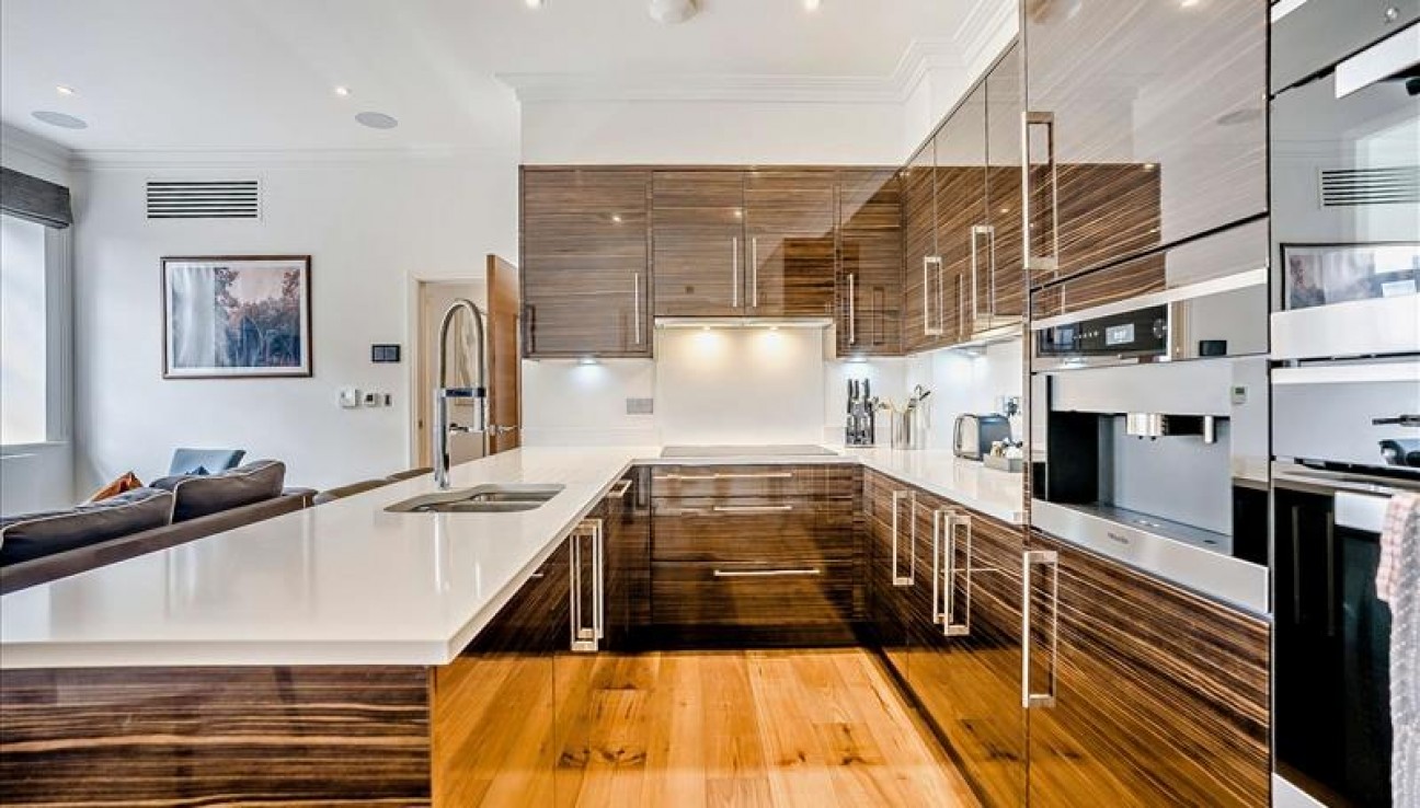 Rainville Road. Hammersmith, W6