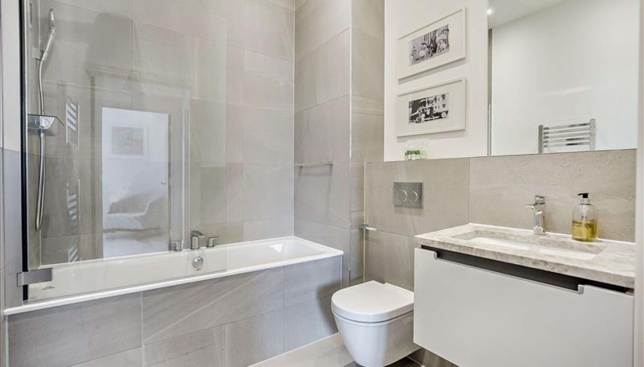 Rainville Road. Hammersmith, W6