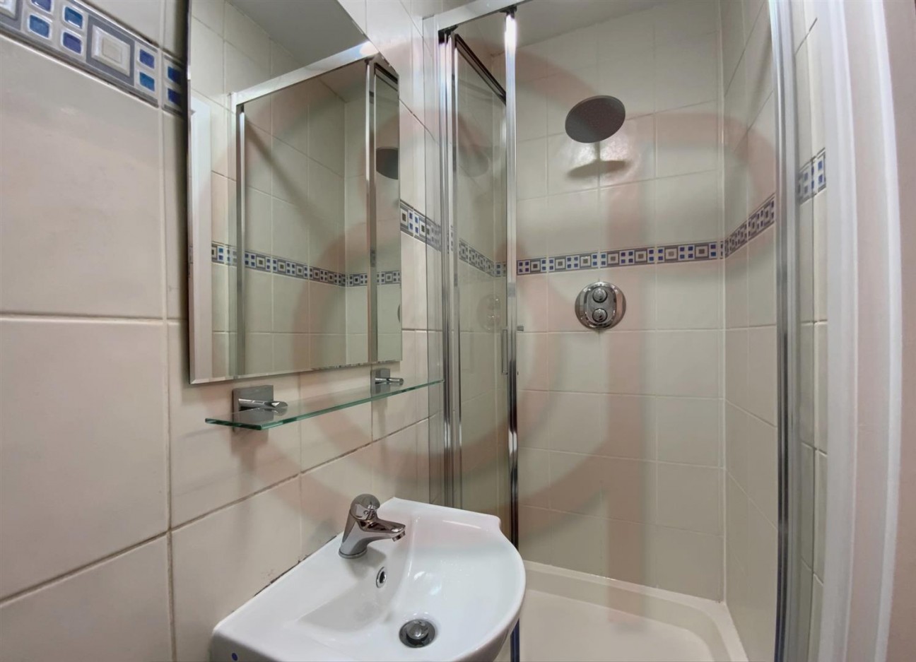 High Street, Acton, W3