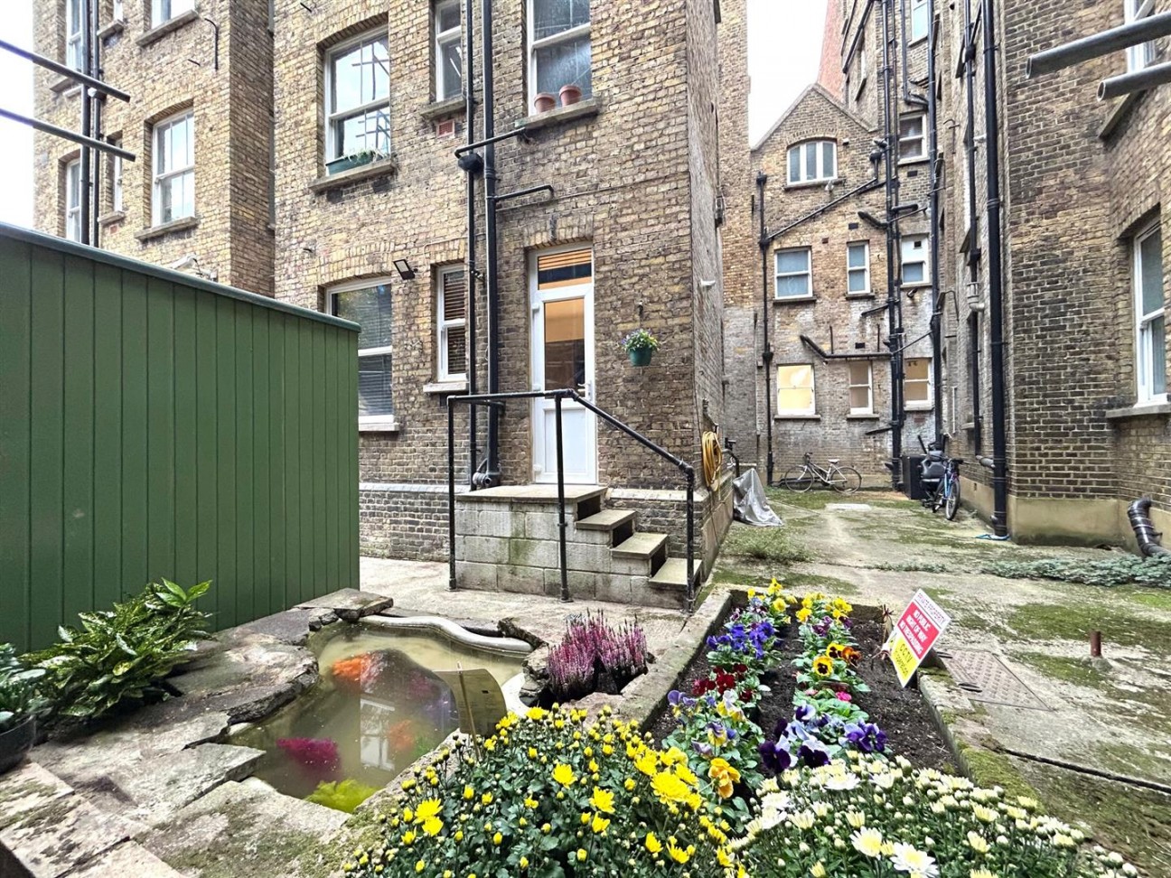 Hammersmith Bridge Road, Hammersmith, W6