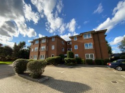 Gunnersbury Gardens, Acton, W3