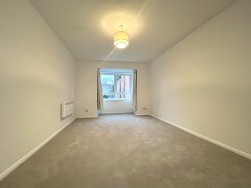 Gunnersbury Gardens, Acton, W3