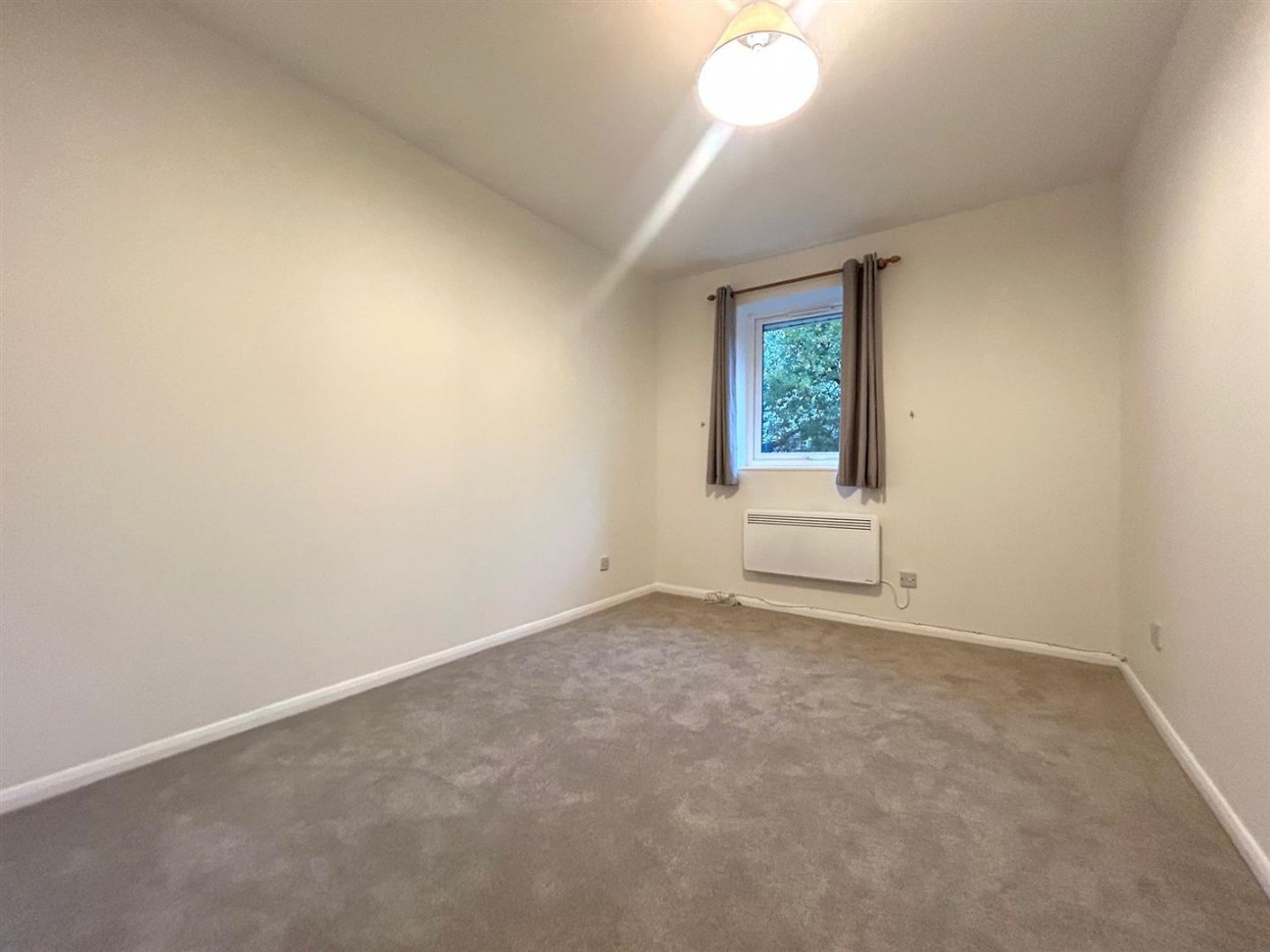 Gunnersbury Gardens, Acton, W3