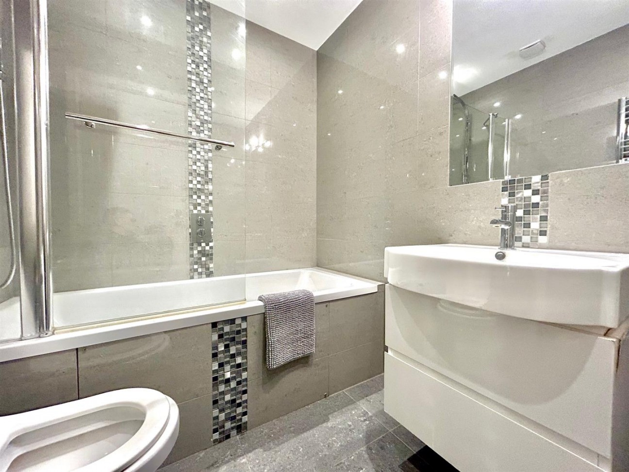 Southerton Road, Hammersmith, W6