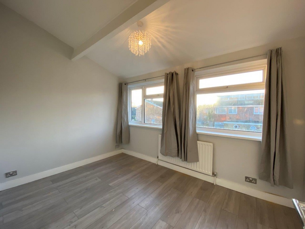 Moreton Avenue, Isleworth, TW7