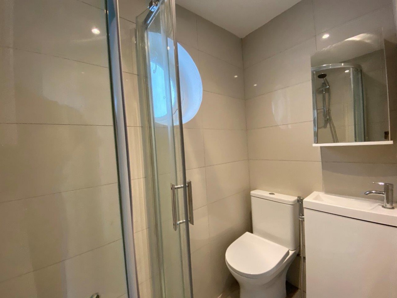 Moreton Avenue, Isleworth, TW7