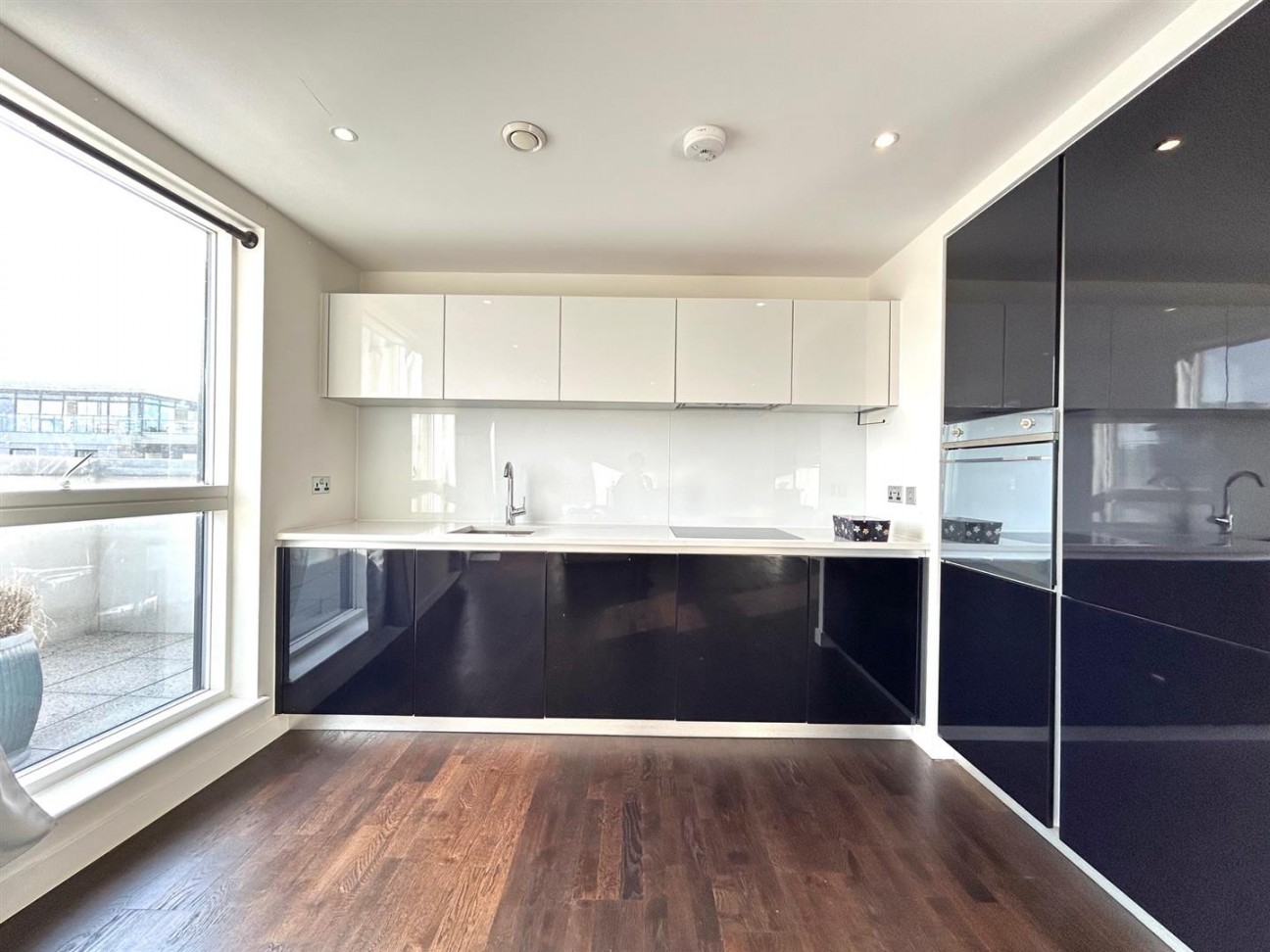 Pump House Crescent, Brentford, TW8