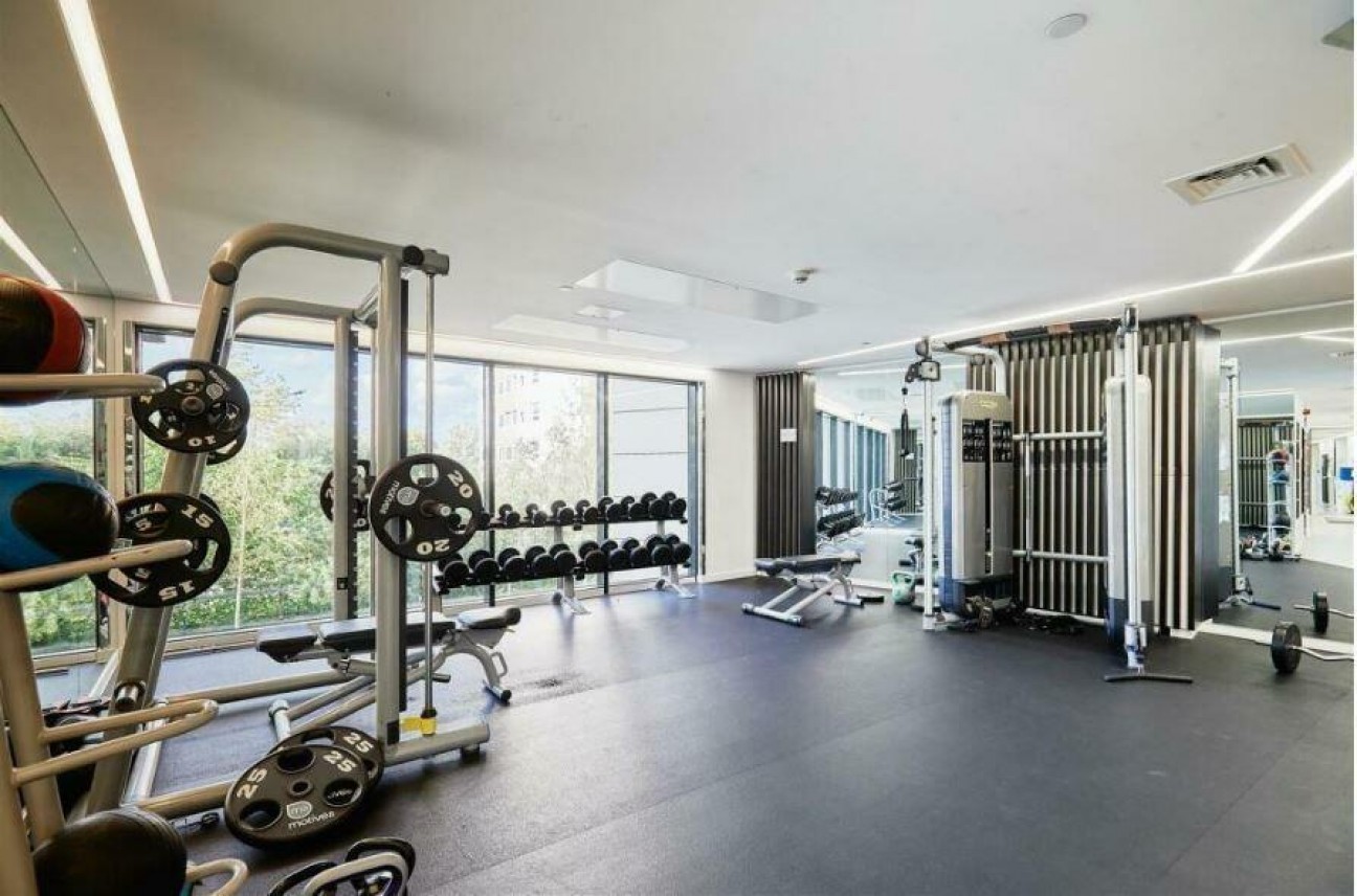 Pump House Crescent, Brentford, TW8