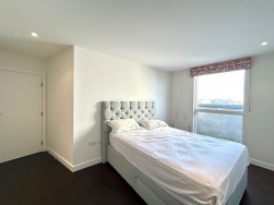 Pump House Crescent, Brentford, TW8