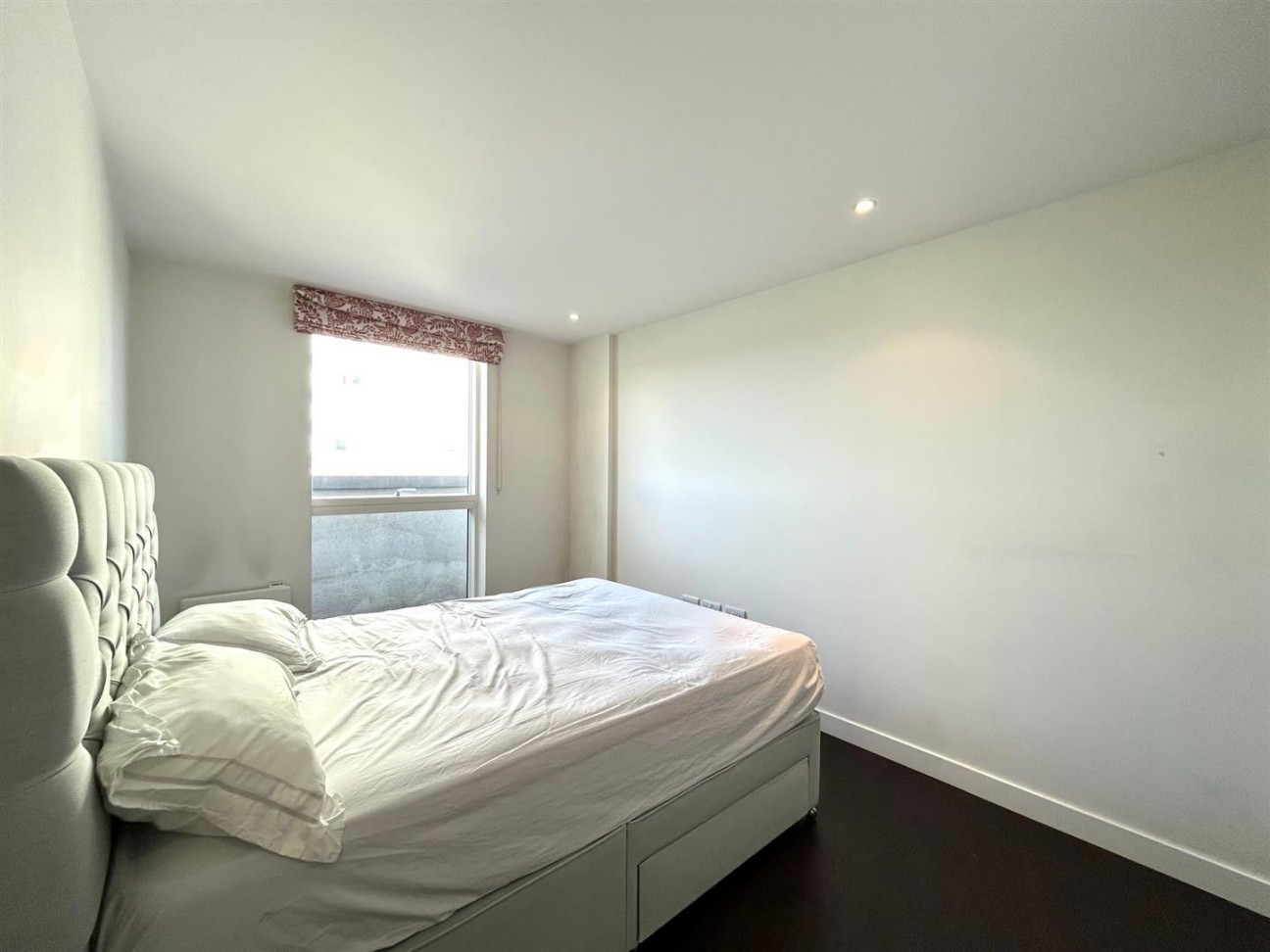 Pump House Crescent, Brentford, TW8