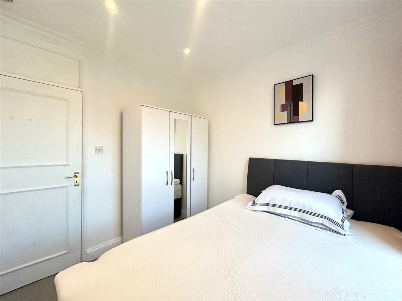 Warwick Road, Kensington, W14