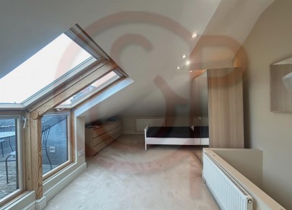 Alfred Road, Acton, W3