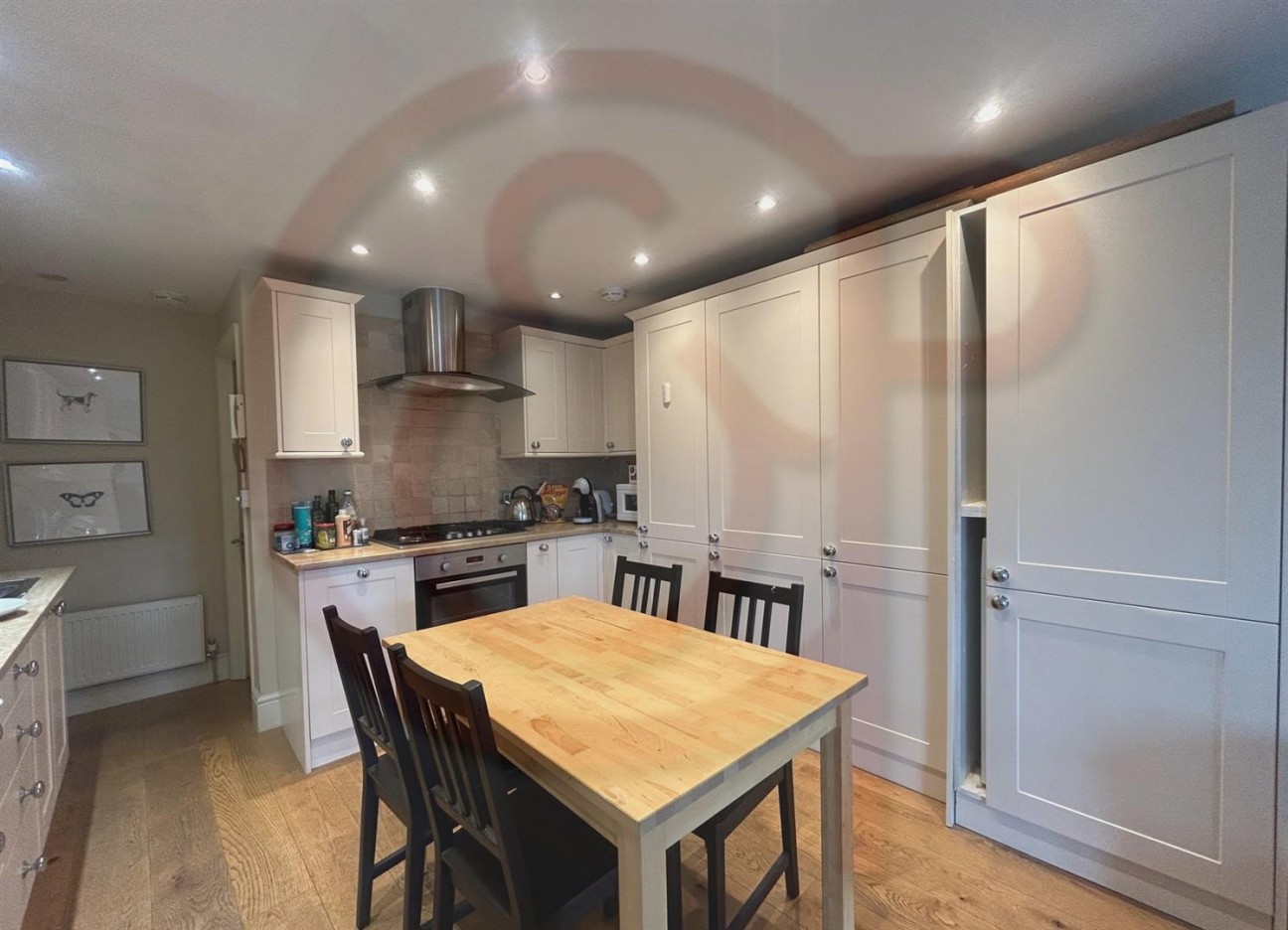 Alfred Road, Acton, W3