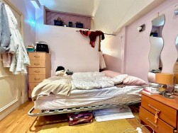 Barclay Road, London