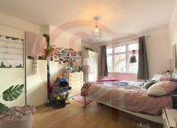 Lillian Avenue, Acton, W3