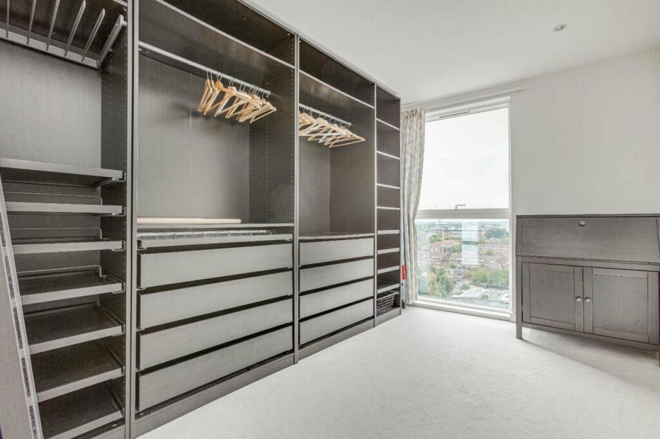 Pump House Crescent, Brentford, TW8