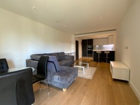 Kew Bridge Road, Brentford, TW8