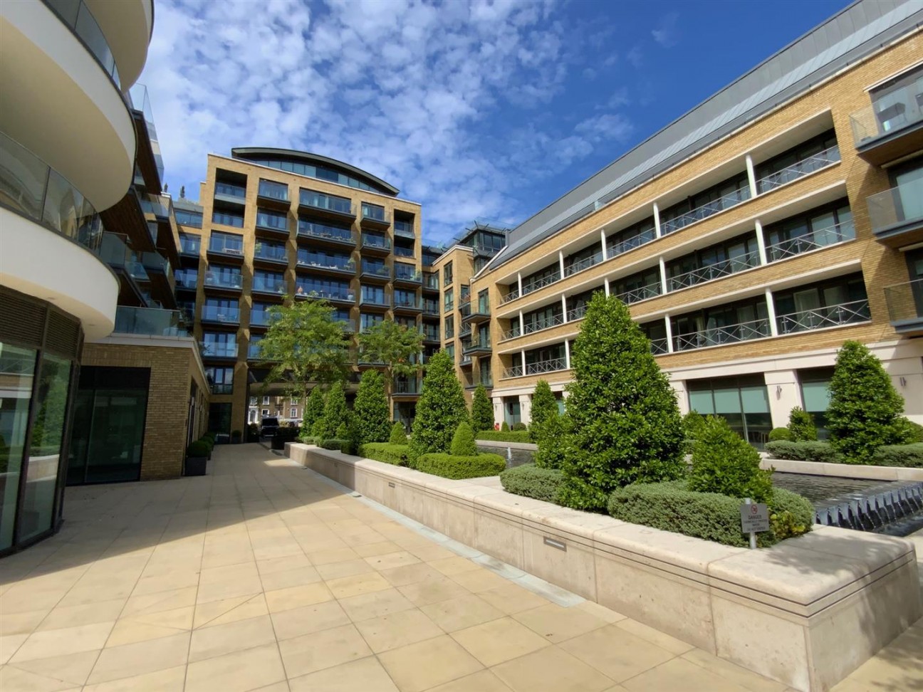 Kew Bridge Road, Brentford, TW8