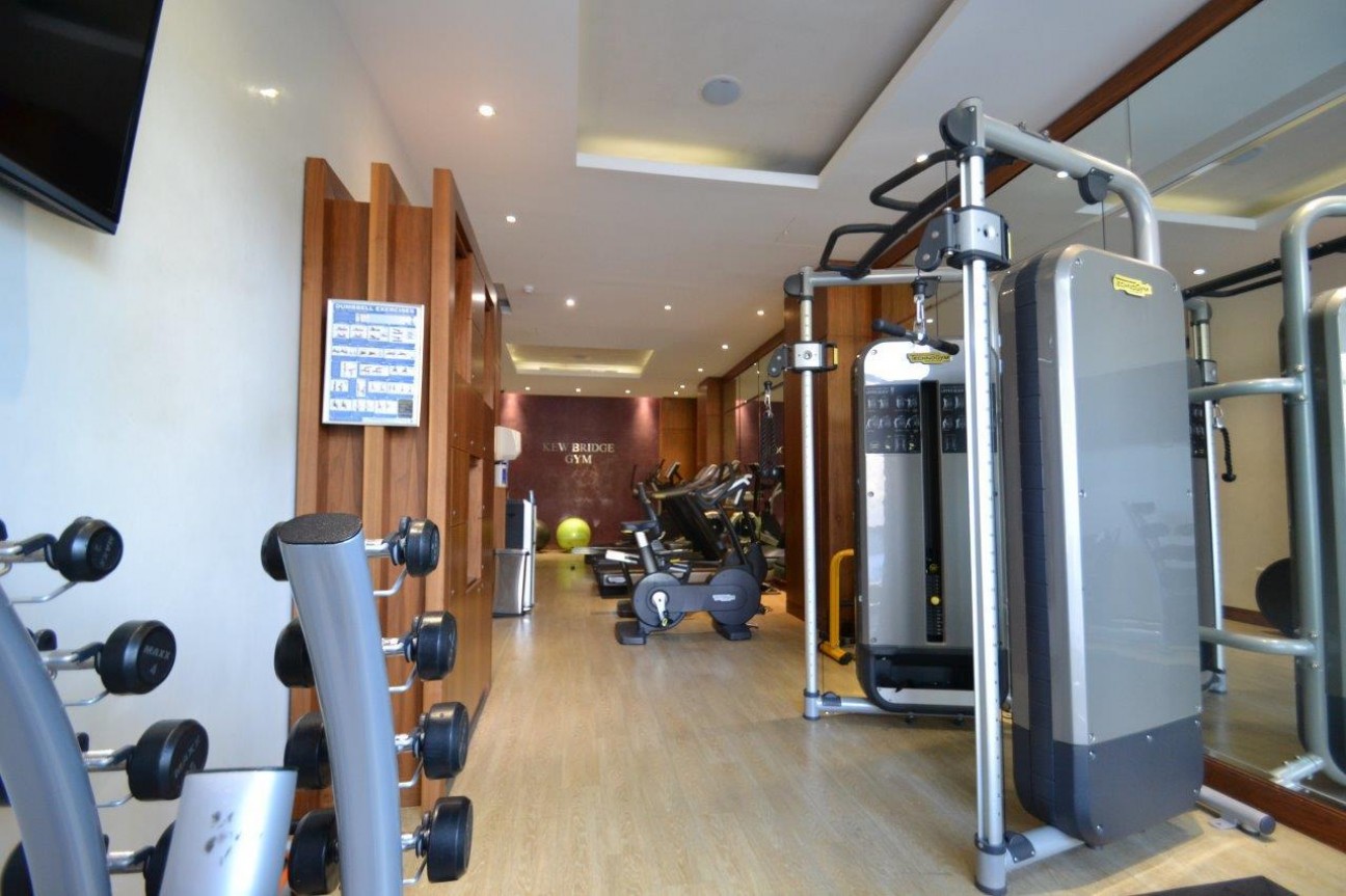 Kew Bridge Road, Brentford, TW8