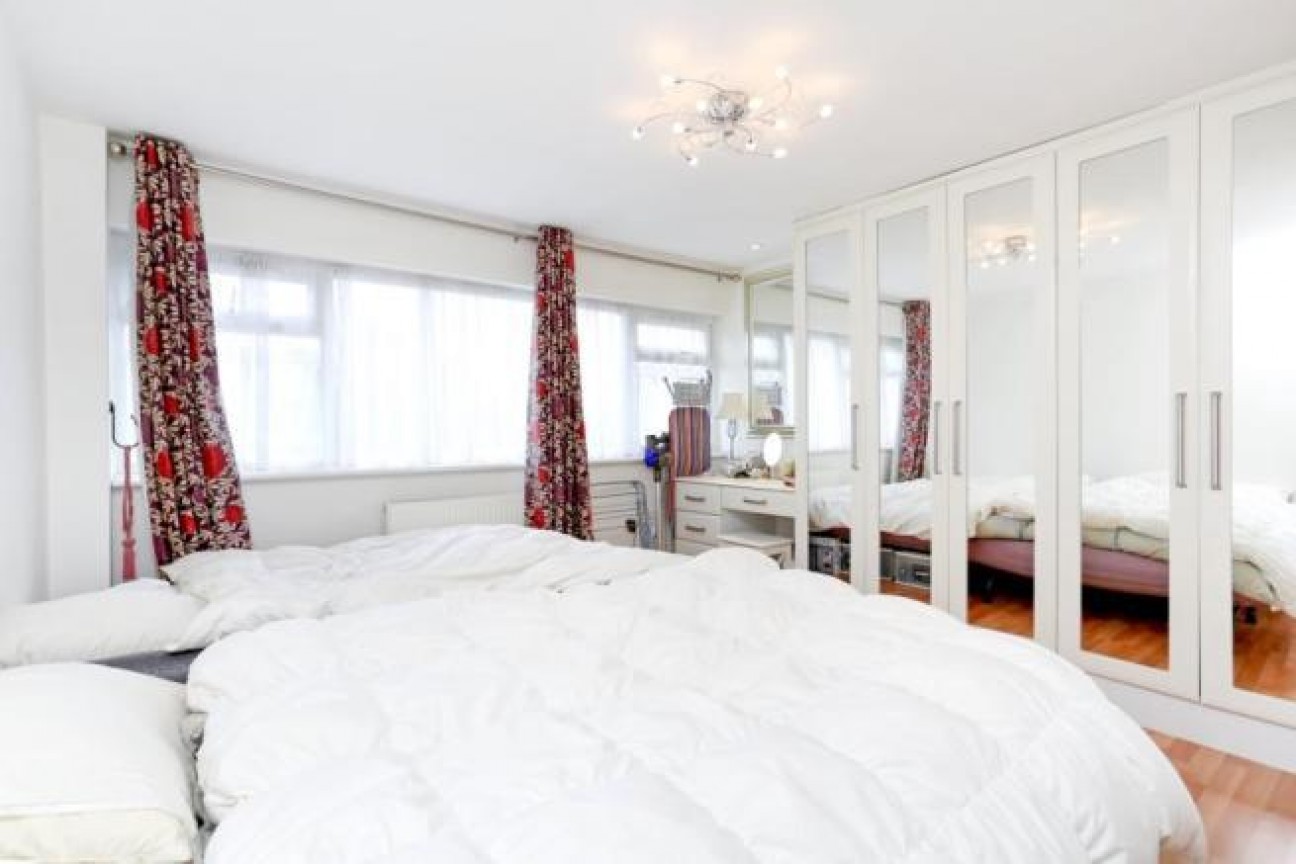 Heronsforde, Ealing, W13