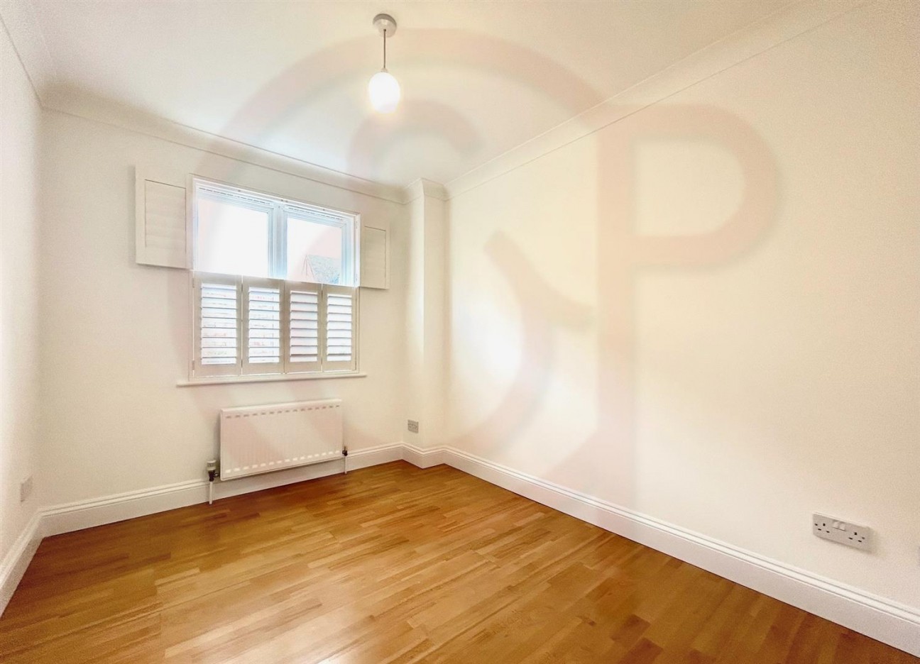 Hanger Lane, Ealing, W5