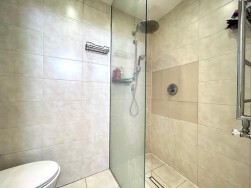 Hamilton Road, Ealing, W5