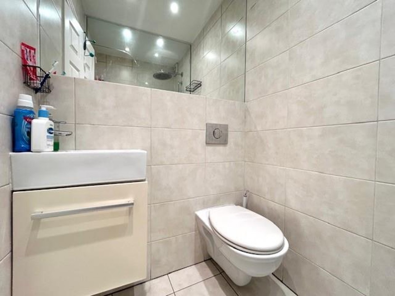 Hamilton Road, Ealing, W5