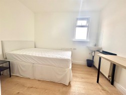 Western Avenue, London