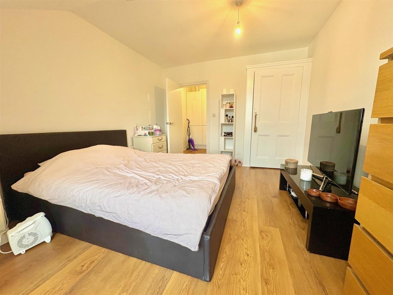 Holland Road, Kensington, W14