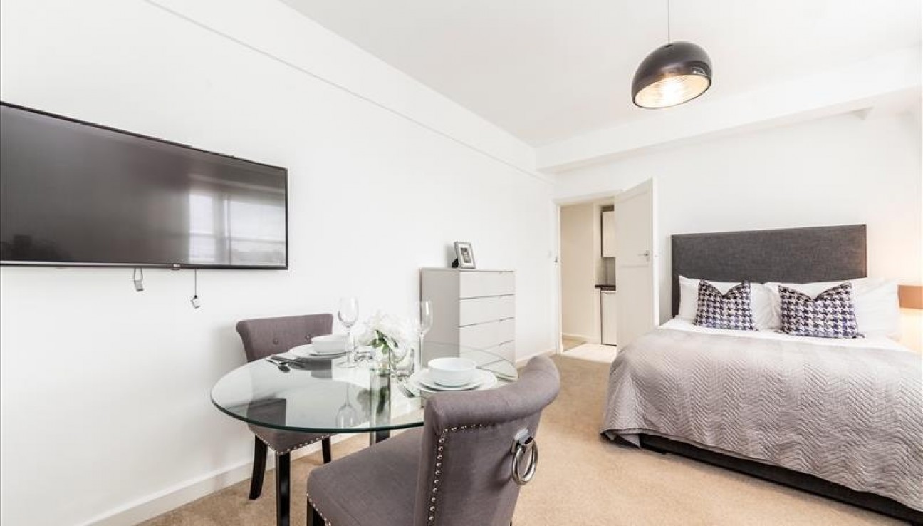 Hill Street, Mayfair, W1J
