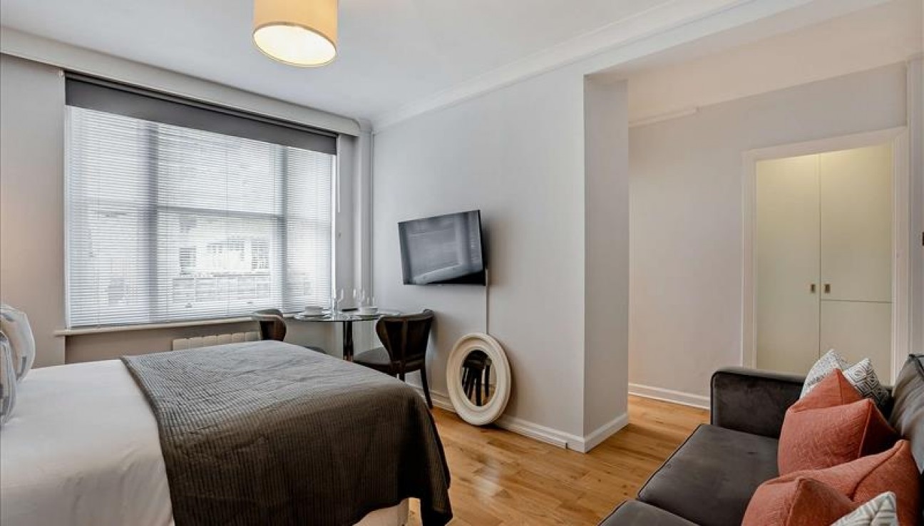 Hill Street, Mayfair, W1J
