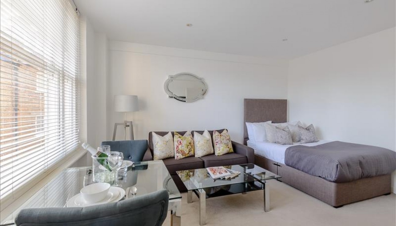 Hill Street, Mayfair, W1J