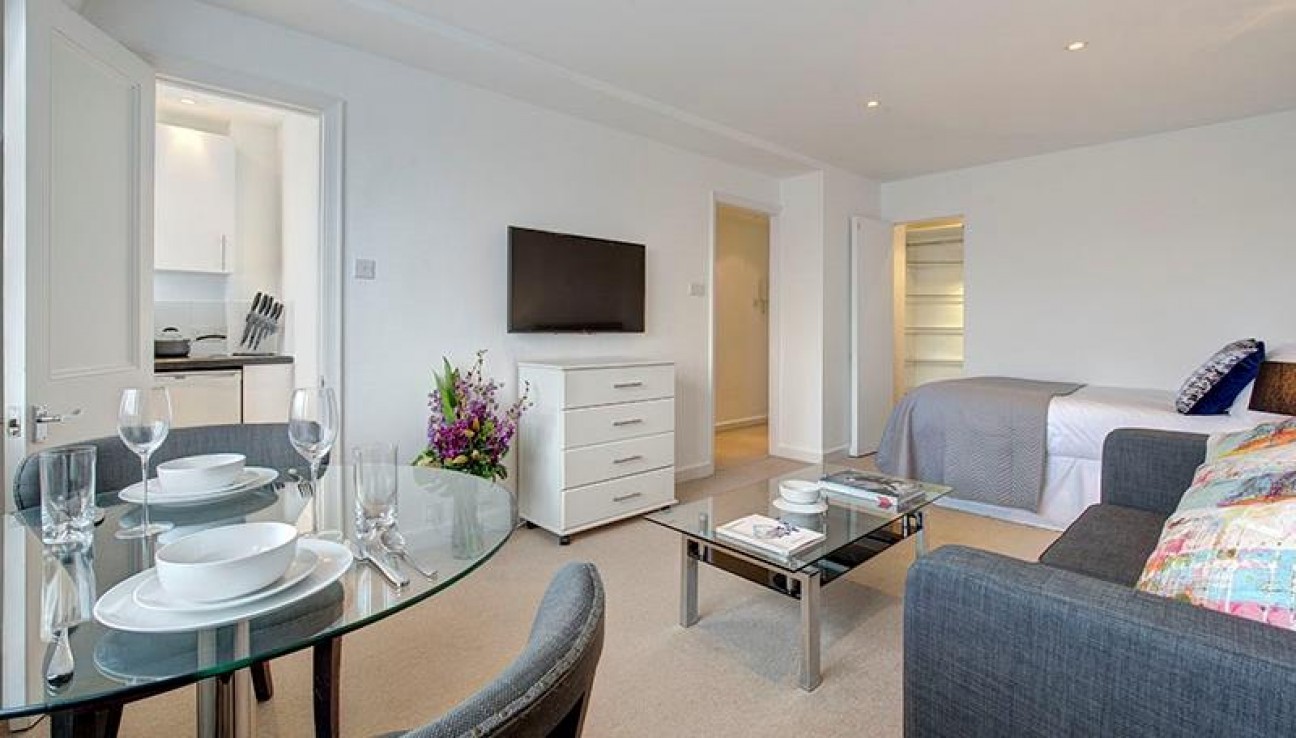 Hill Street, Mayfair, W1J