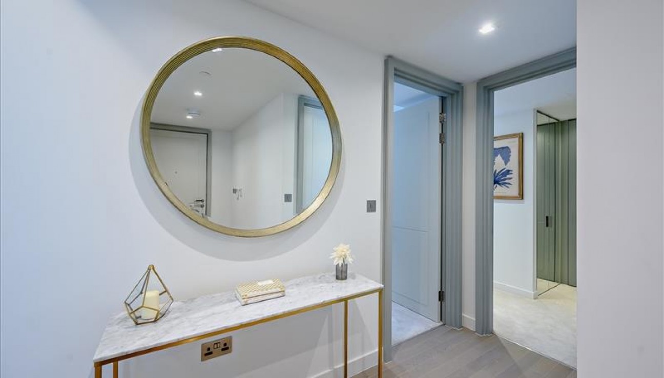 West End Gate, Edgware Road, W2