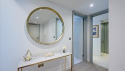 West End Gate, Edgware Road, W2