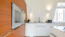 62 Green Street, London