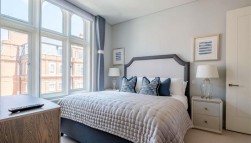 62 Green Street, London