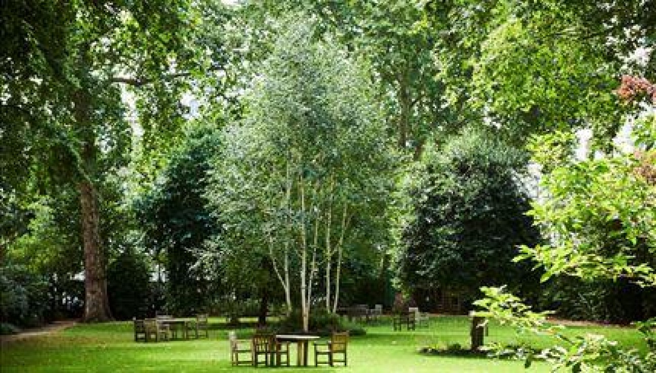 Kensington Gardens Square, Bayswater, W2