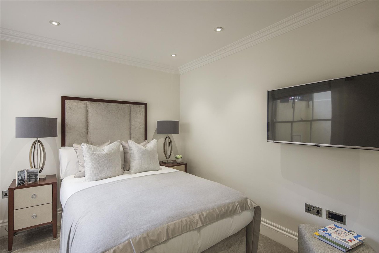 Kensington Gardens Square, Bayswater, W2