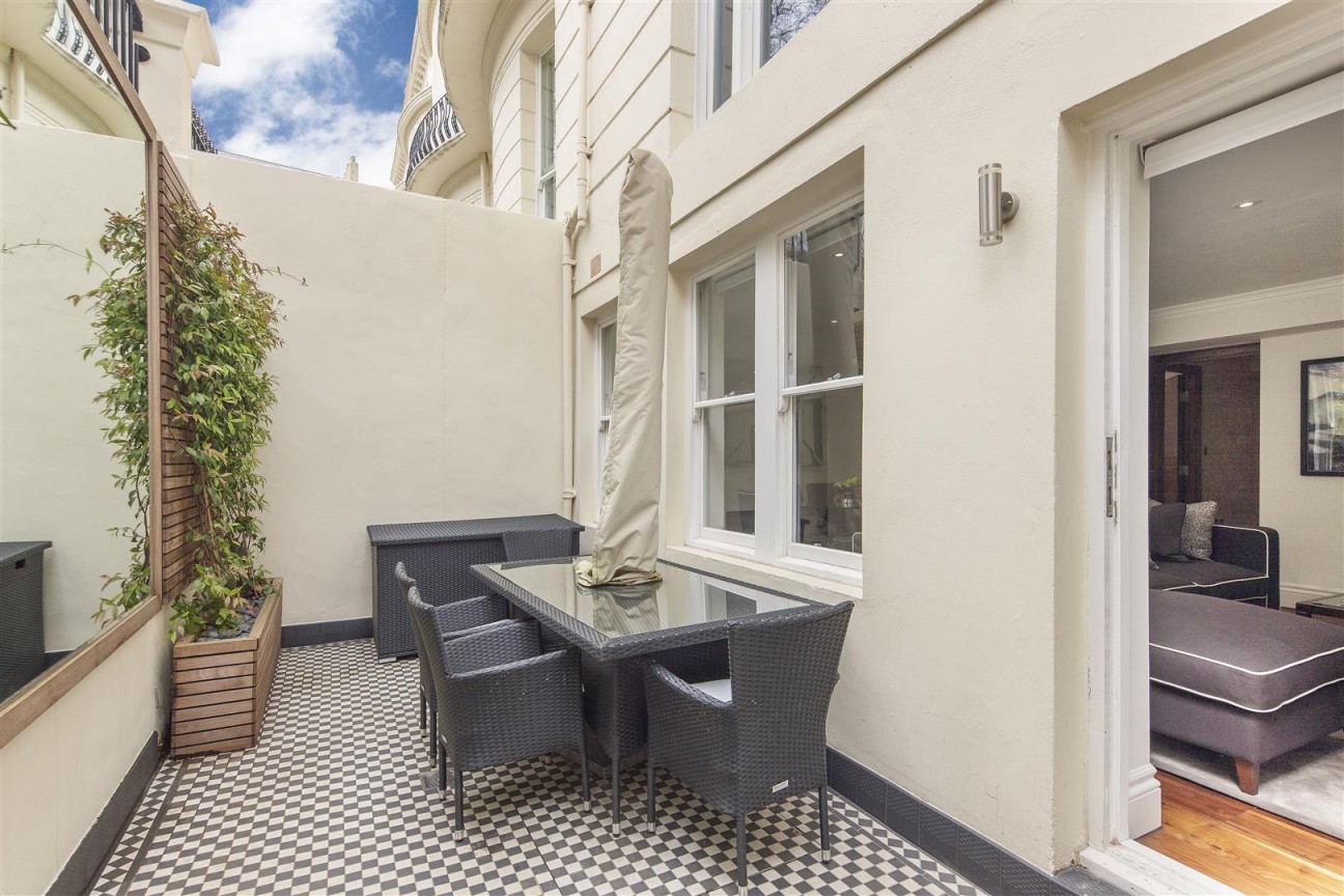 Kensington Gardens Square, Bayswater, W2