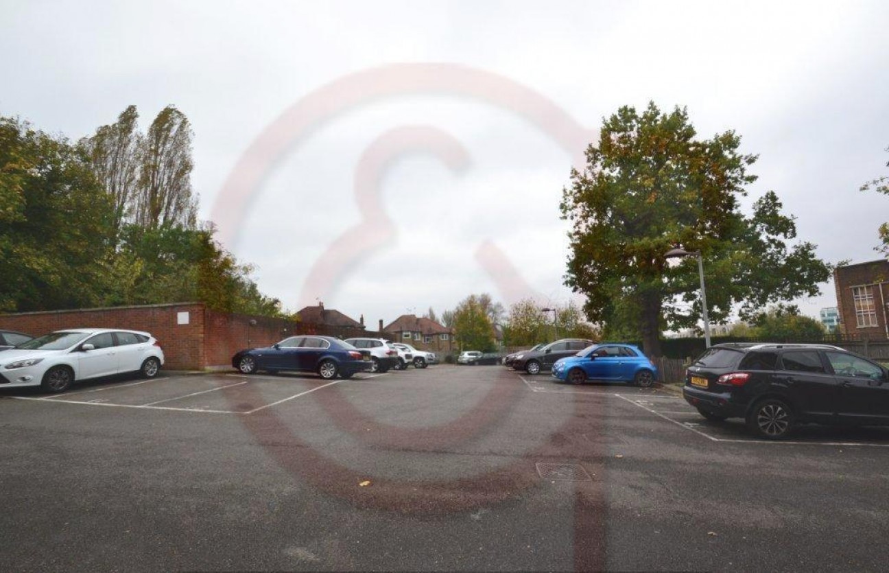 Heathcroft, Ealing, W5