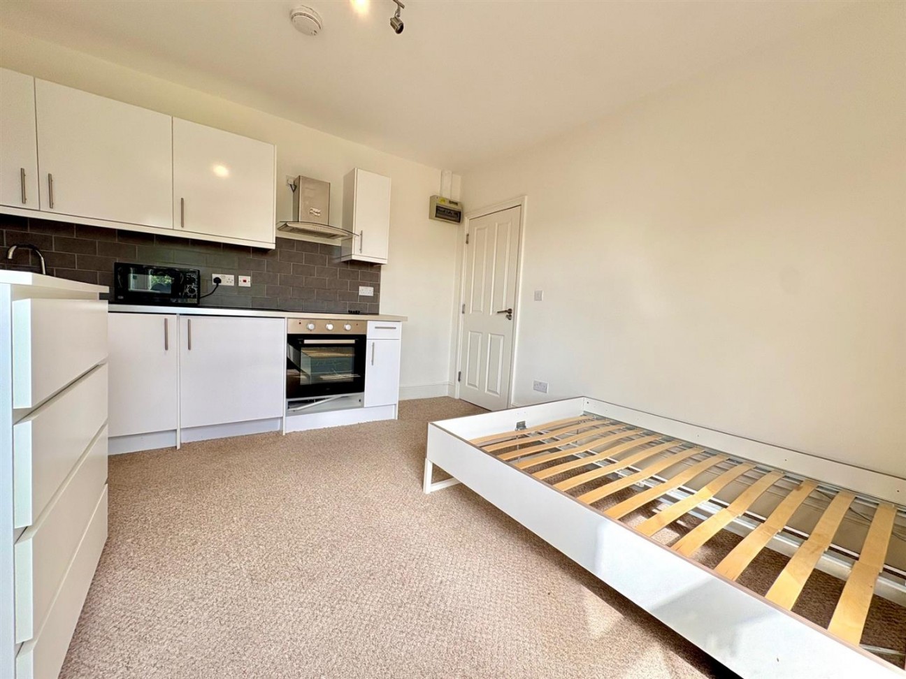 The Vale, Acton W3