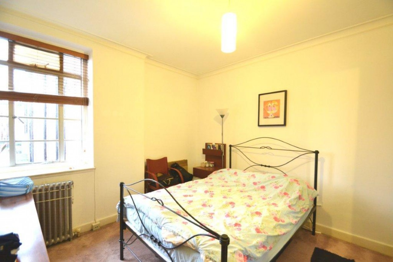 Sutton Court Road, Chiswick, W4