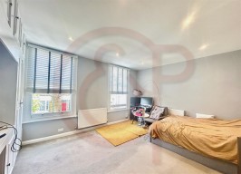 Overstone Road, Hammersmith, W6