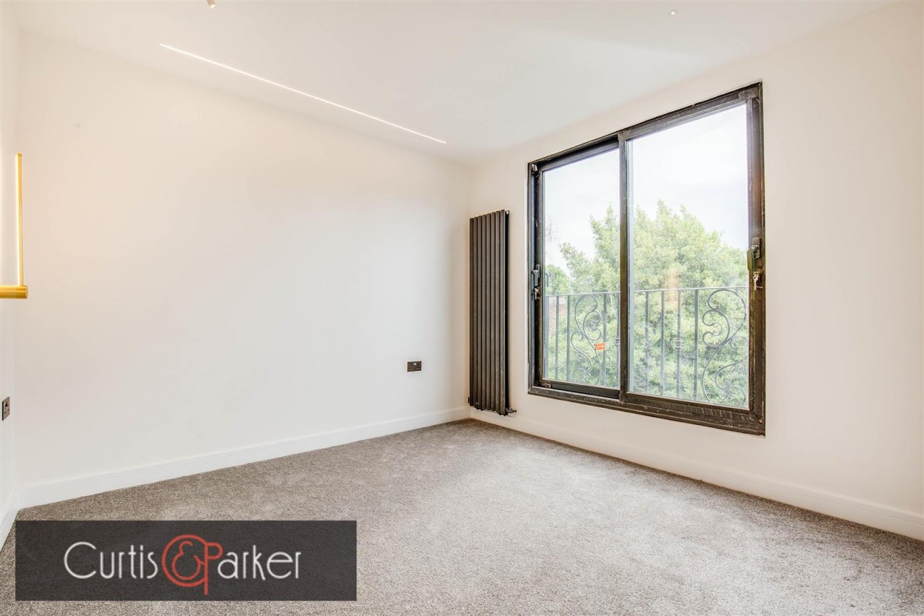 Upham Park Road, Chiswick, W4