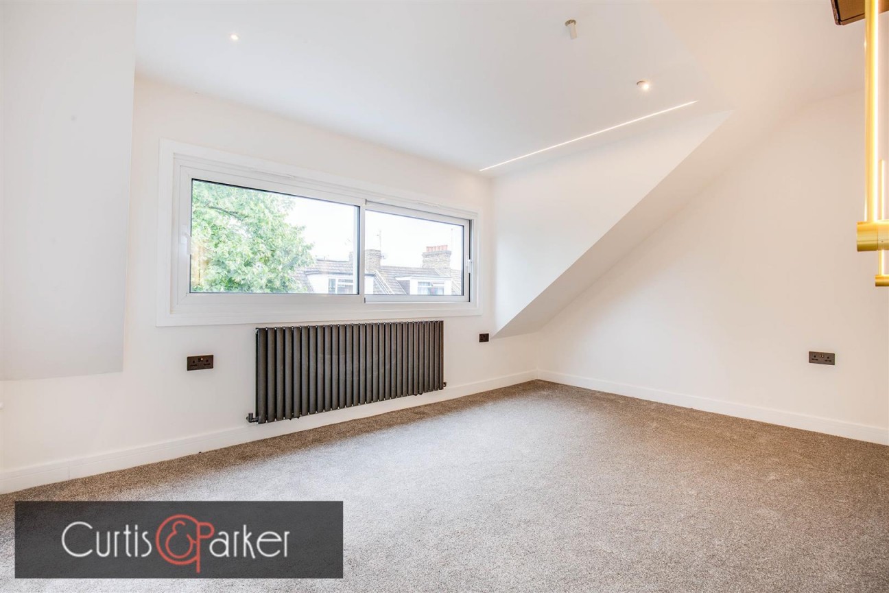 Upham Park Road, Chiswick, W4