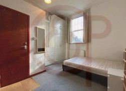 Shepherds Bush Road, Hammersmith, W6