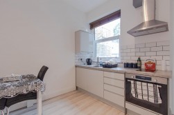 High Street, Acton, W3